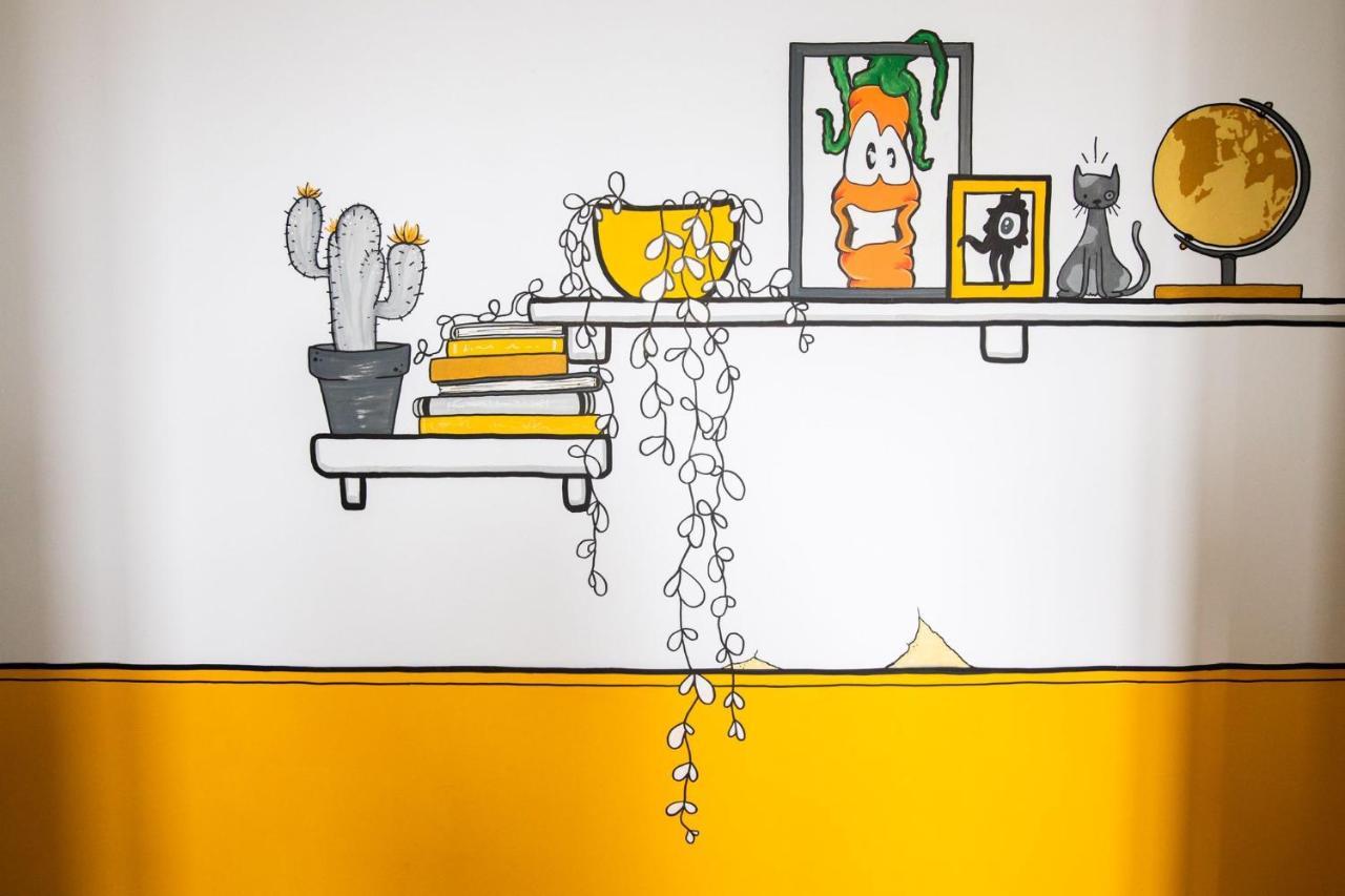 Hostel & Bar De Basis Зволе Екстериор снимка